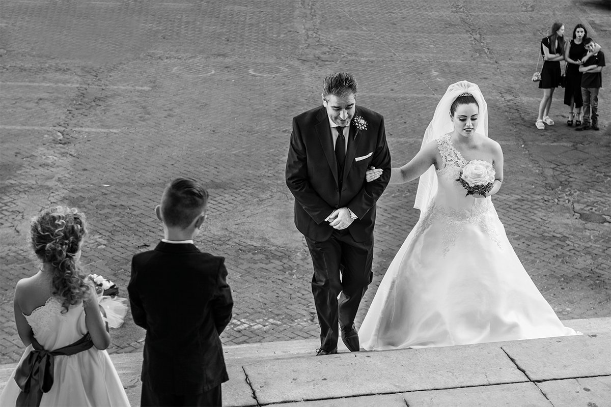 sposa ingresso in chiesa