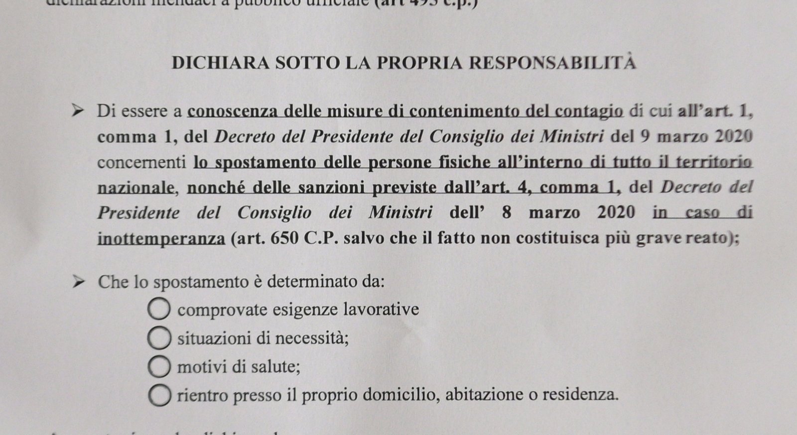 obiettivo con lenti decentrato